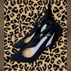 zby velvet faux suede heels size 7